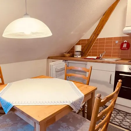 Cafe Gaubenhaus Apartment *
